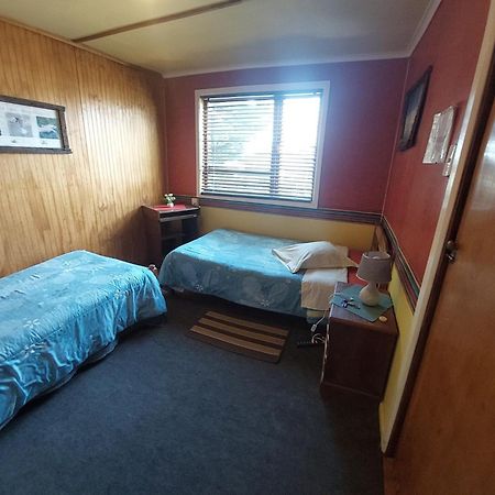 Hospedaje Independencia Y Camping Punta Arenas Extérieur photo